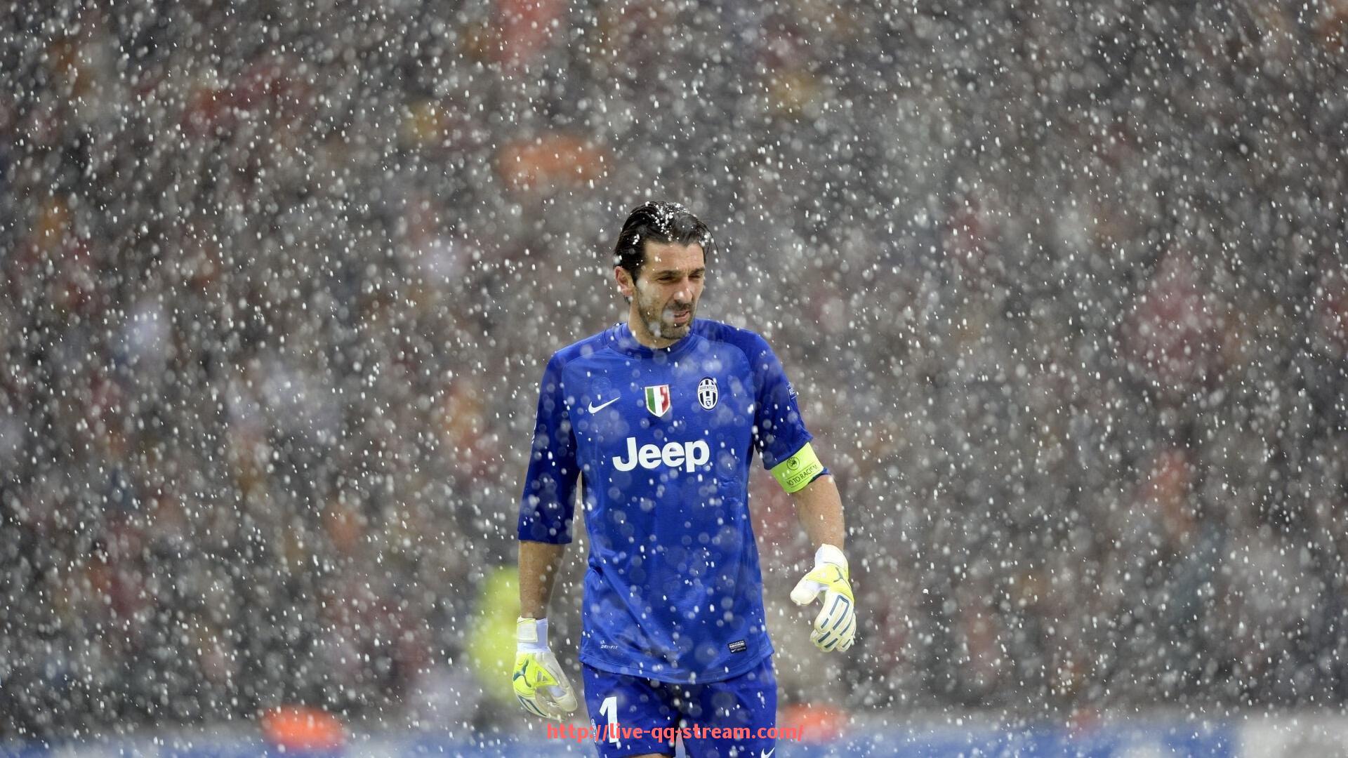 企鹅直播-世俱杯球队中场拦截效率与反击组织能力之间的关系